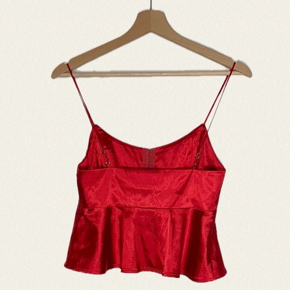 More To Come Evie Peplum Cami Top - Picture 4 of 4